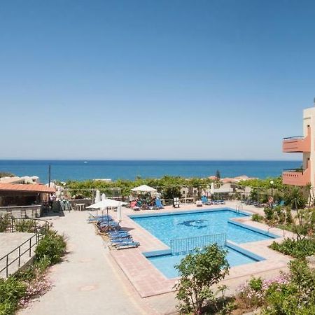 Ekavi Apartments Agia Marina Esterno foto