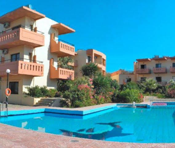 Ekavi Apartments Agia Marina Esterno foto