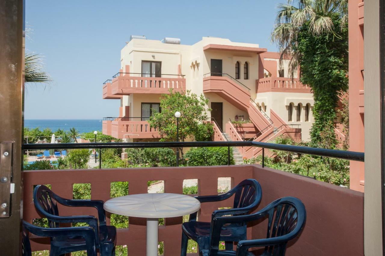 Ekavi Apartments Agia Marina Esterno foto