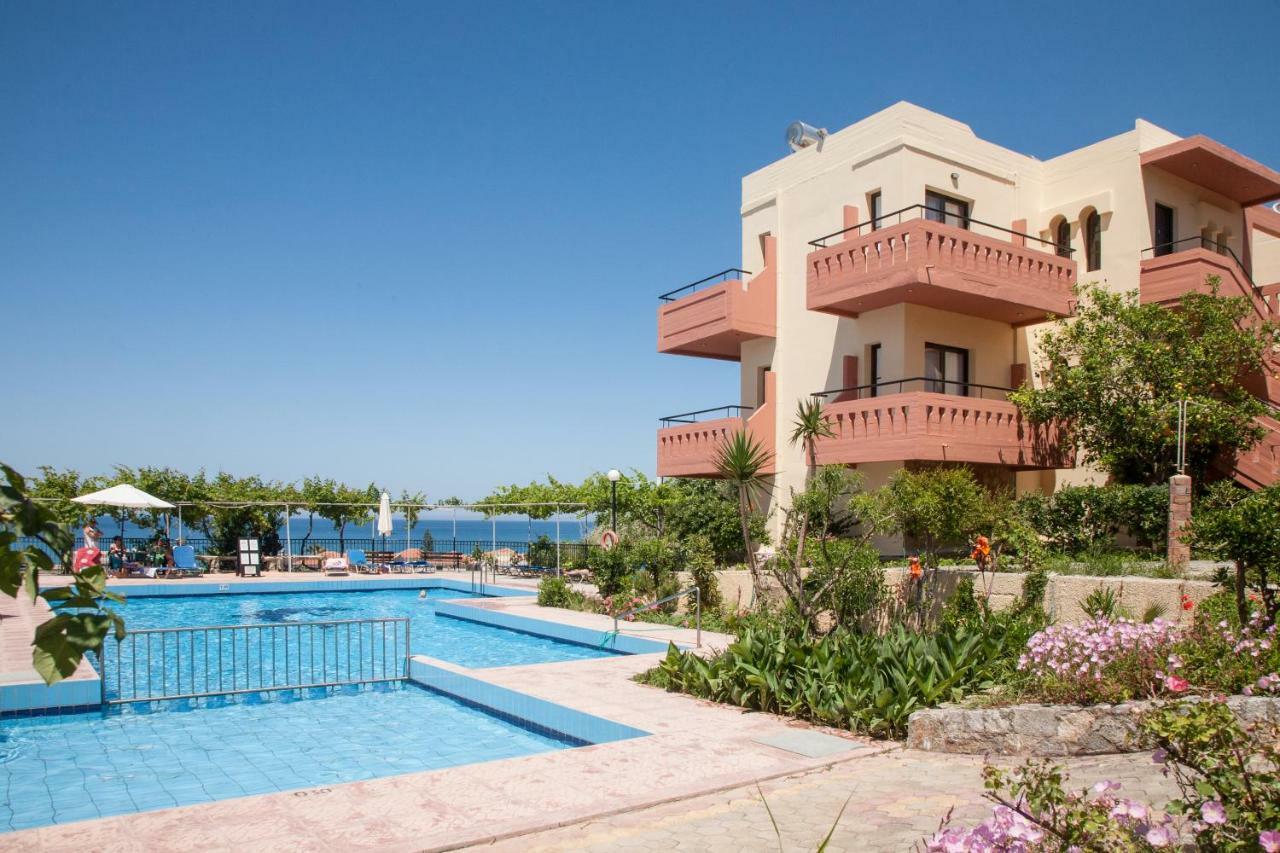 Ekavi Apartments Agia Marina Esterno foto
