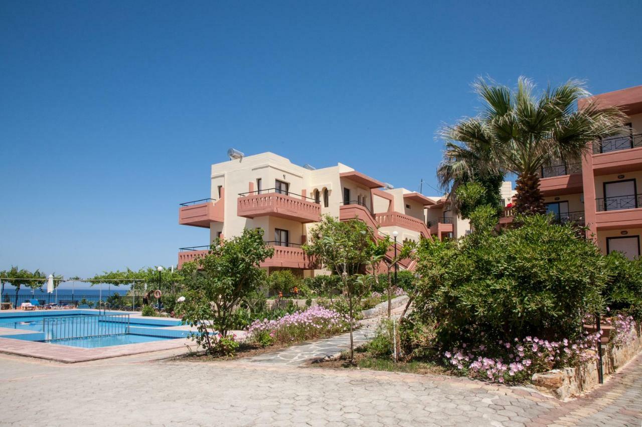 Ekavi Apartments Agia Marina Esterno foto
