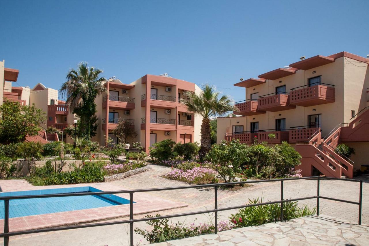 Ekavi Apartments Agia Marina Esterno foto